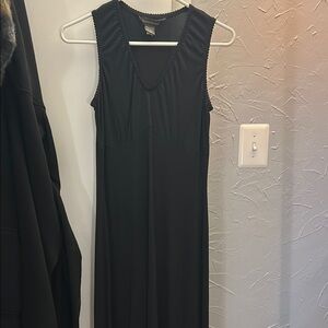 Long Black Sleeveless Dress